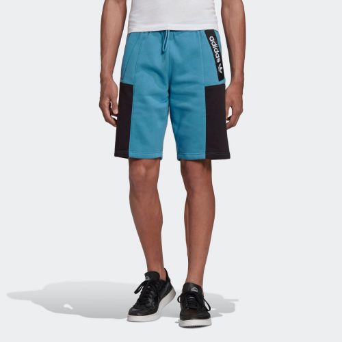 Adventure shorts