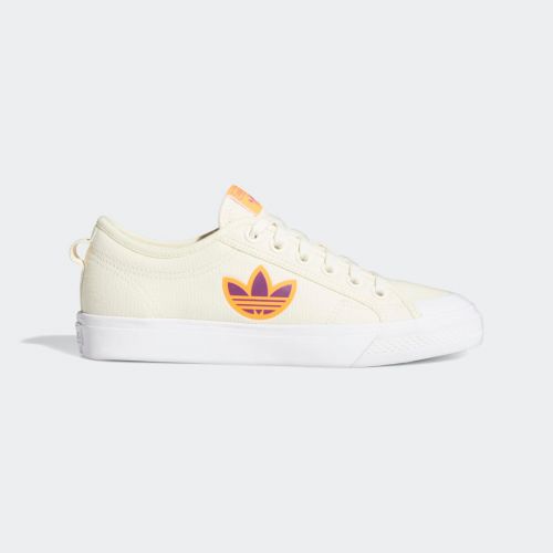 Nizza trefoil shoes