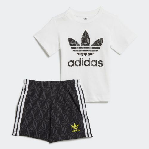 Shorts and tee set