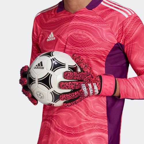 Predator league goalkeeper gloves